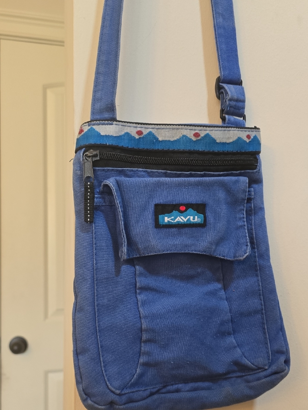 Kavu Blue Canvas Sling Bag